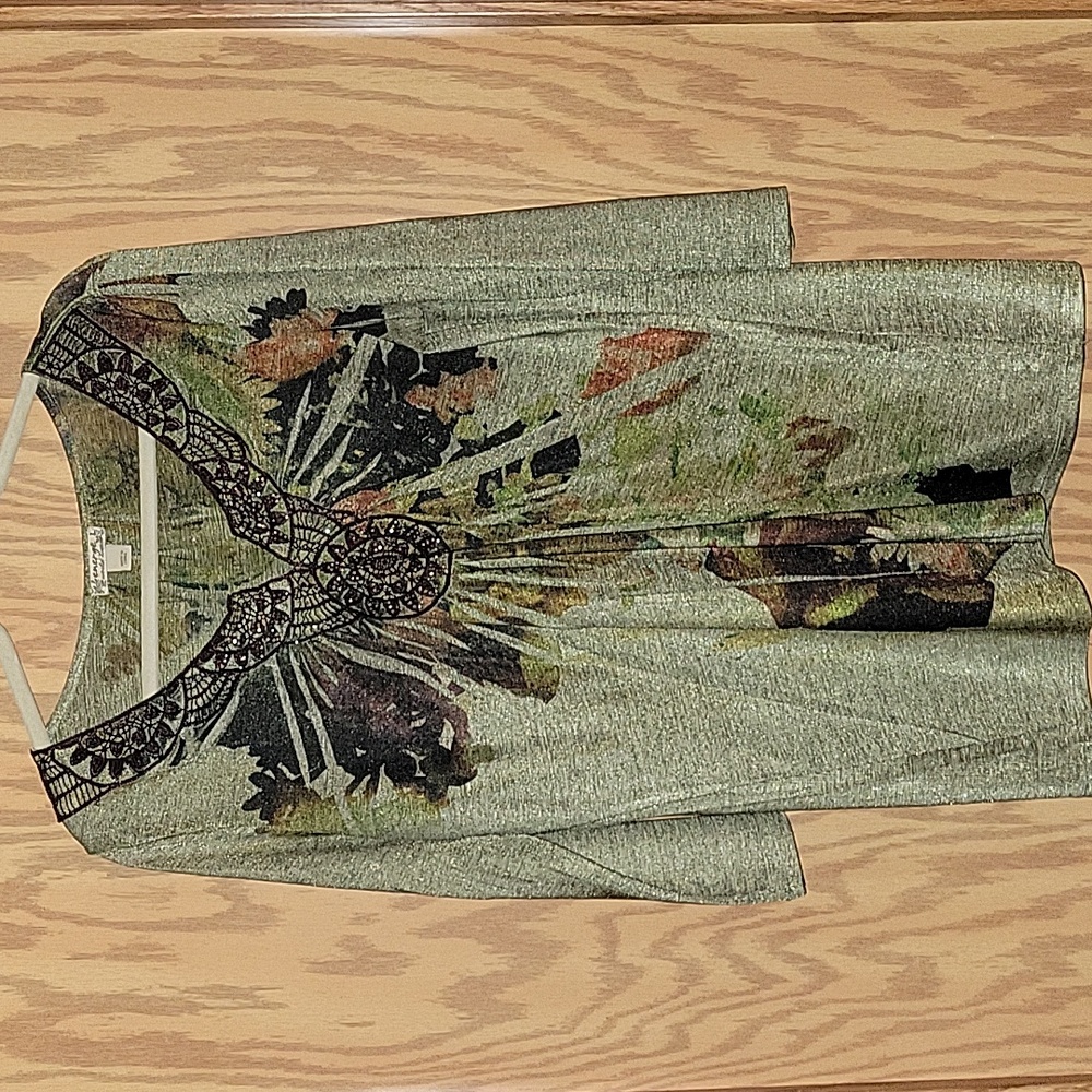 Energe Large Shirt